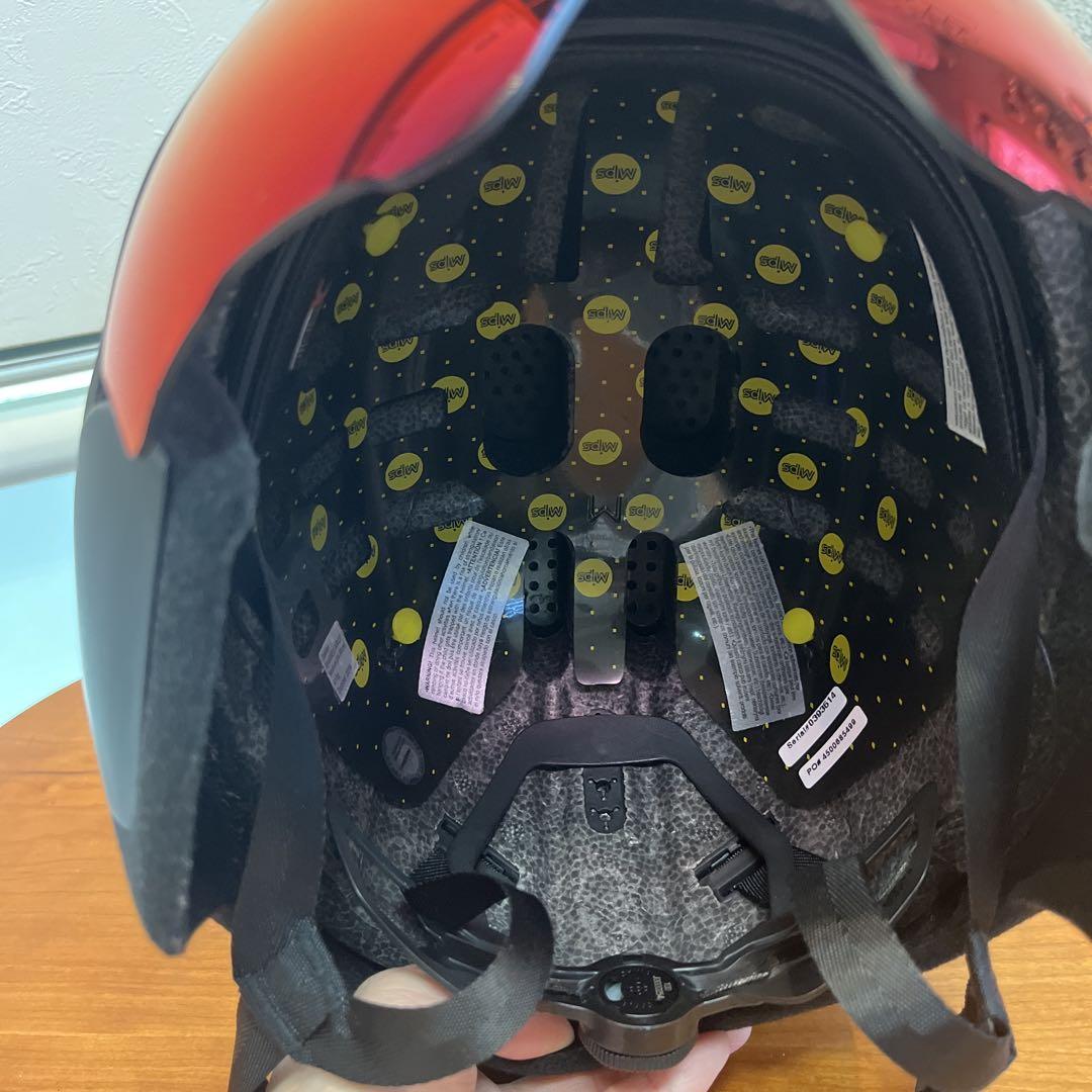 美品　OAKLEY マットブラック ヘルメット 赤色レンズ　ケース付き