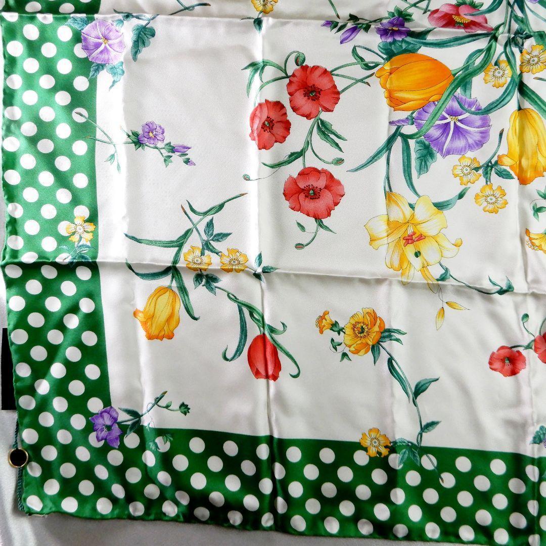 新品】GUCCI スカーフ 花柄 ドット柄 シルク 大判 フローラ 新品】GUCCI スカーフ 花柄 ドット柄 シルク 大判 フローラ