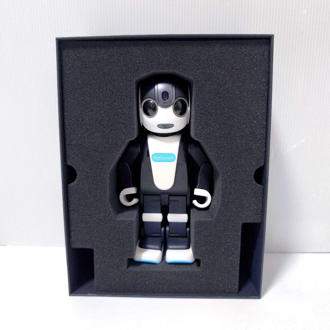 ロボホン　sharp SR06M 送料無料】SHARP シャープ RoBoHoN ロボホン SR-06M - メルカリ