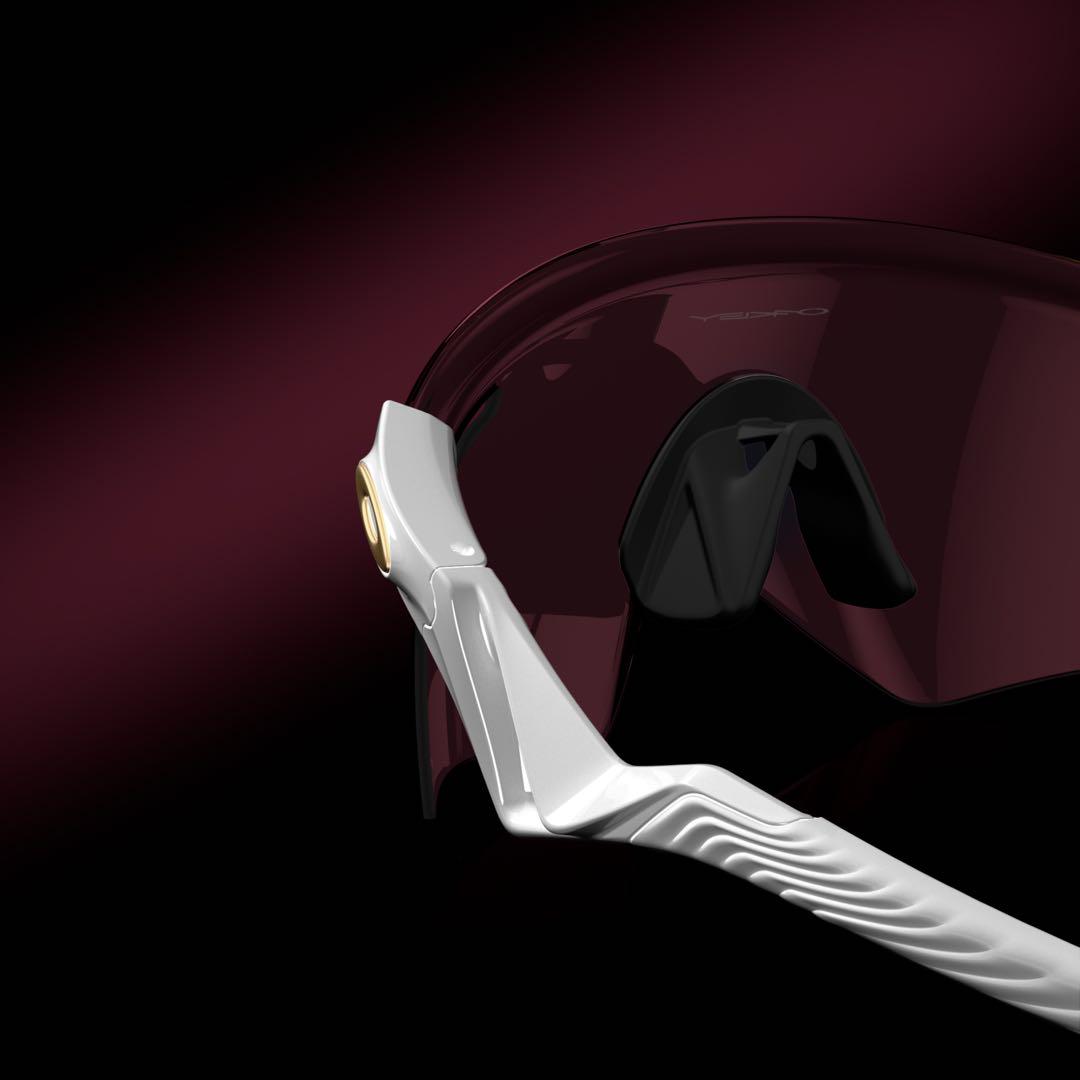 【美品】OAKLEY QNTM KATO クアンタム　ケイト