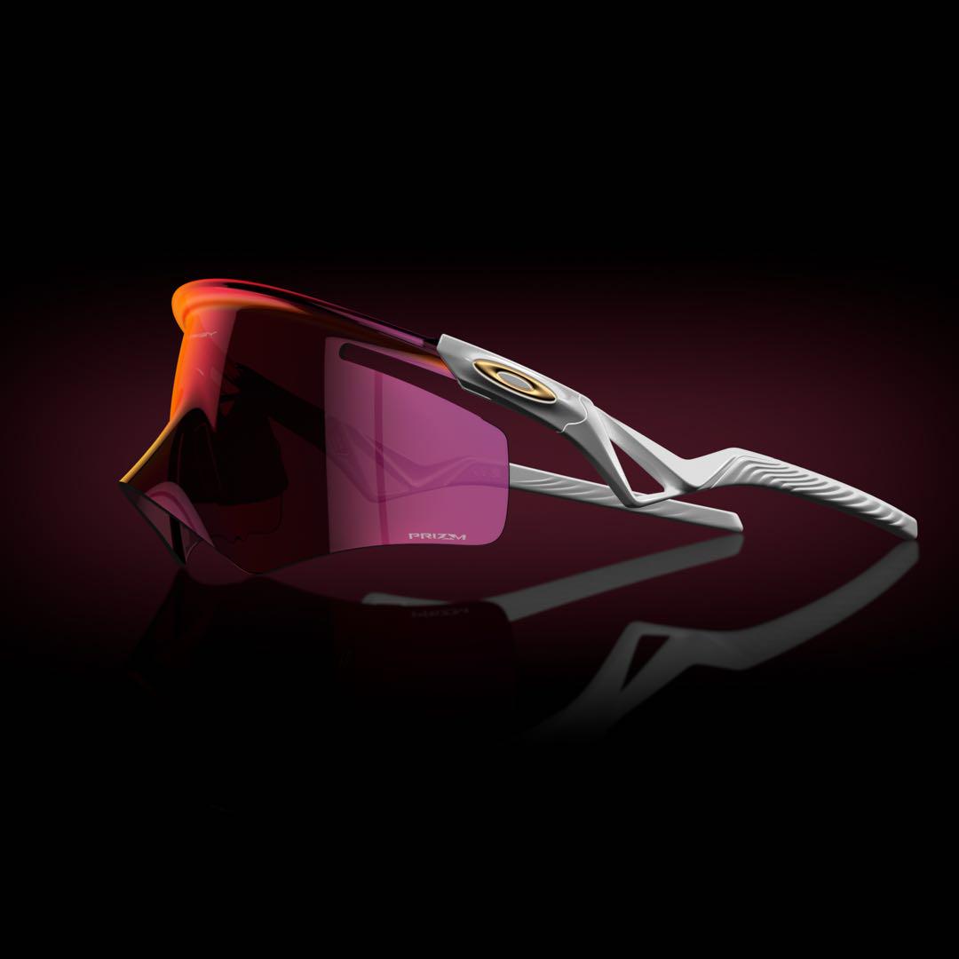 【美品】OAKLEY QNTM KATO クアンタム　ケイト