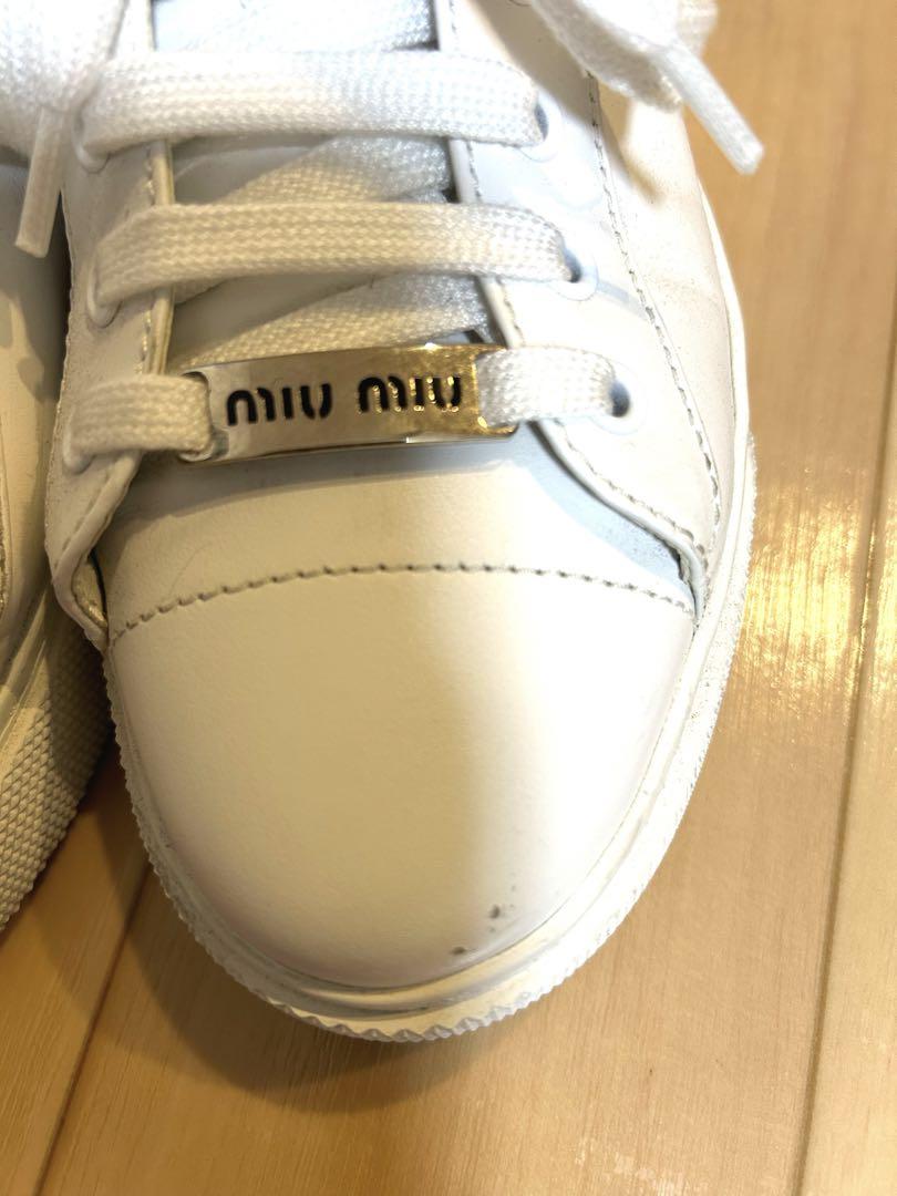 miumiu スニーカー