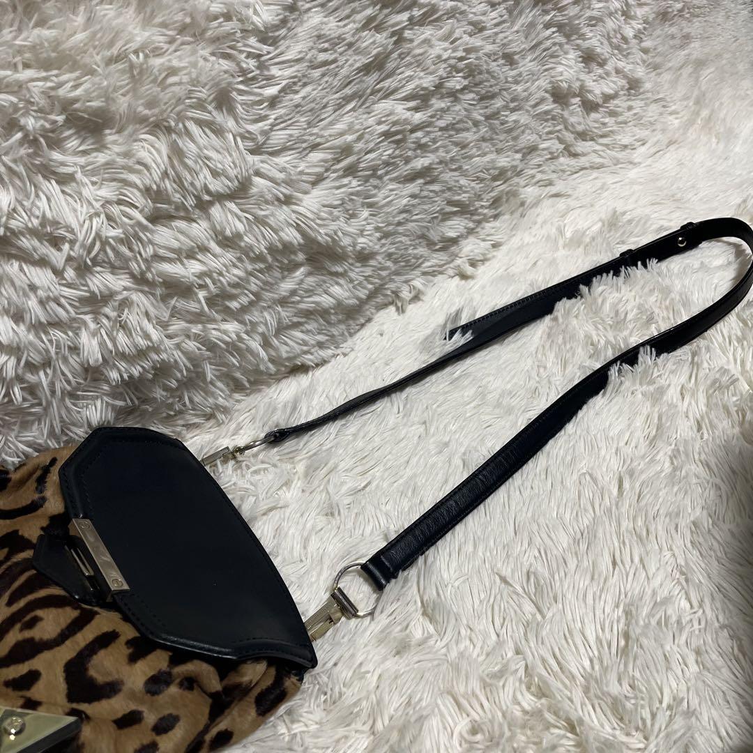 Alexander Wang Ricco レザー ショルダーバッグ S | ブラック