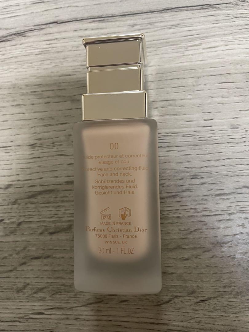Dior プレステージ ルプロテクターUVミネラル BB 00 SPF50+