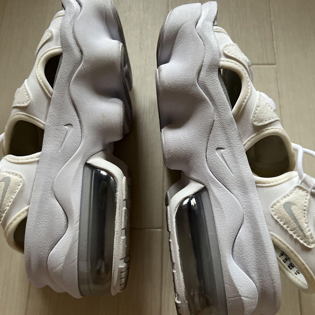 NIKEエアマックスココ  22.5～23