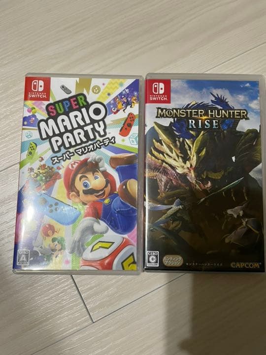 Nintendo Switch モンスターハンターライズ版本体とマリオーパーティ Nintendo Switch モンスターハンターライズ版本体とマリオー