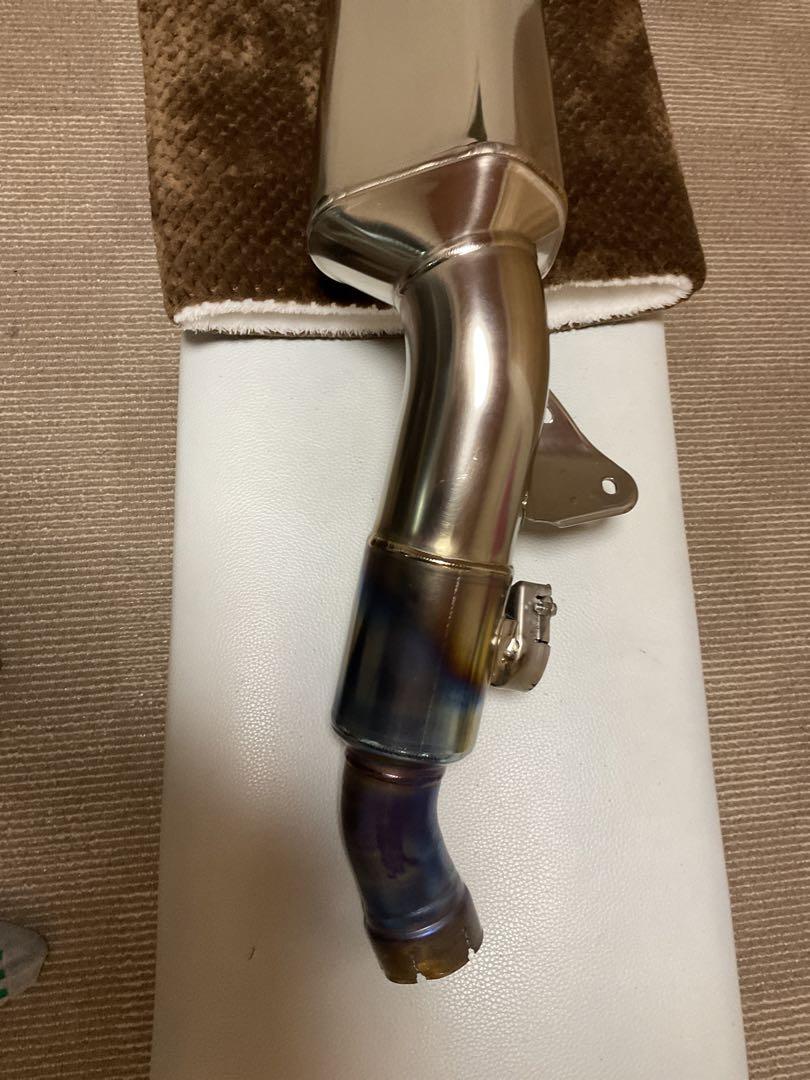 ホンダsc77用マフラーしえんたです。