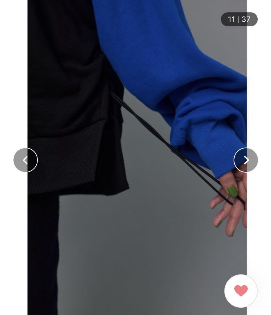 HeRIN.CYE アシンメトリーボーイフレンドトップス