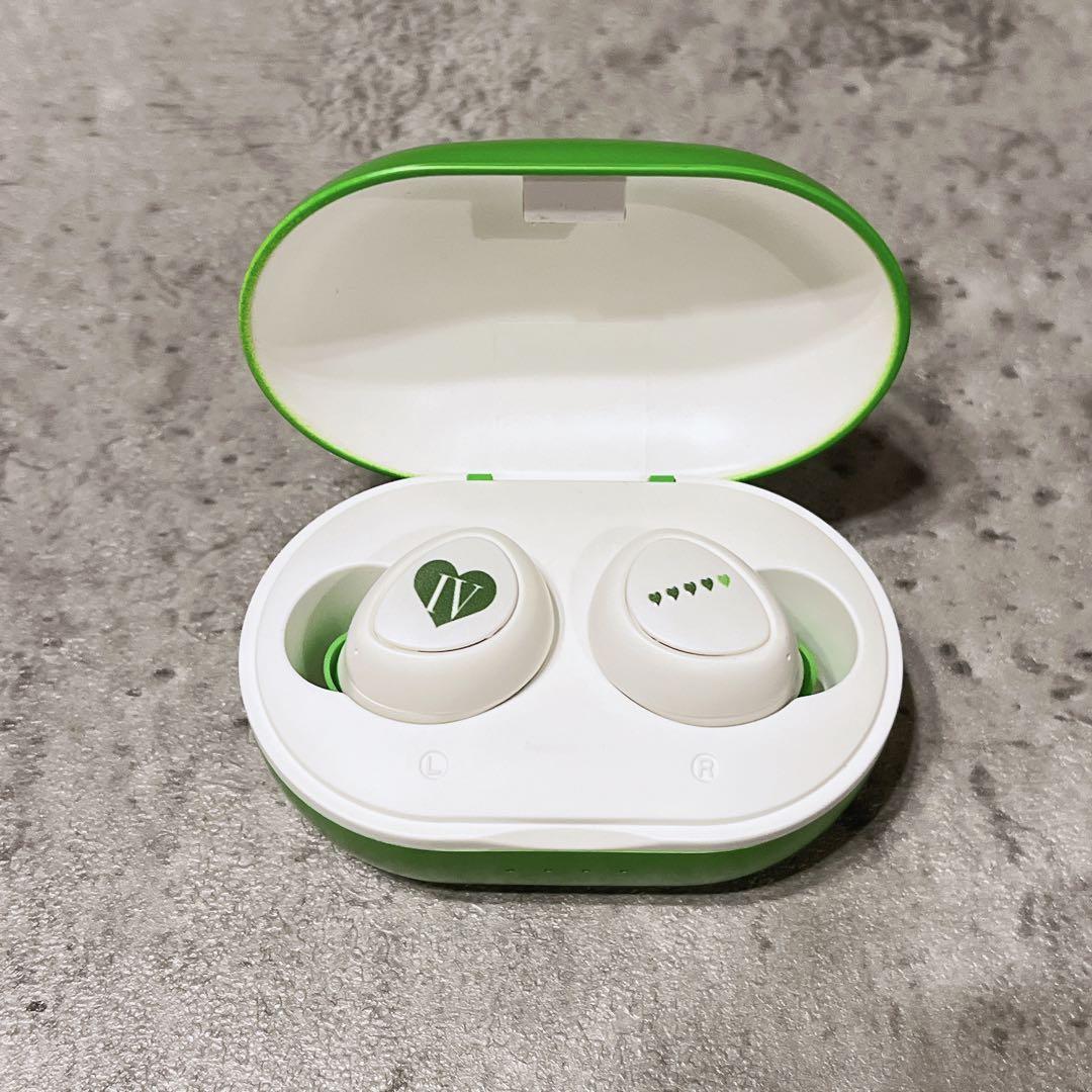 五等分の花嫁 中野四葉 (cv佐倉綾音)モデル 完全ワイヤレスイヤホン 新品 TRUE WIRELESS STEREO EARPHONES 中野四葉（CV:佐倉綾音）モデル