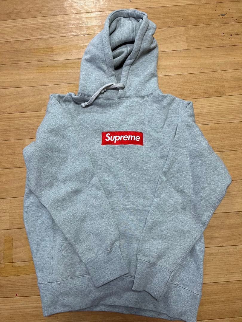 Supreme グレー パーカー Supreme ボックスロゴ パーカー | グレー | FARFETCH JP