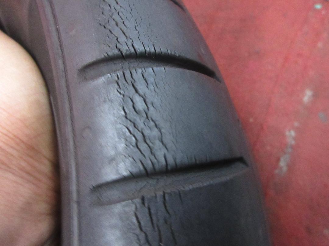 ピレリ PIRELLI