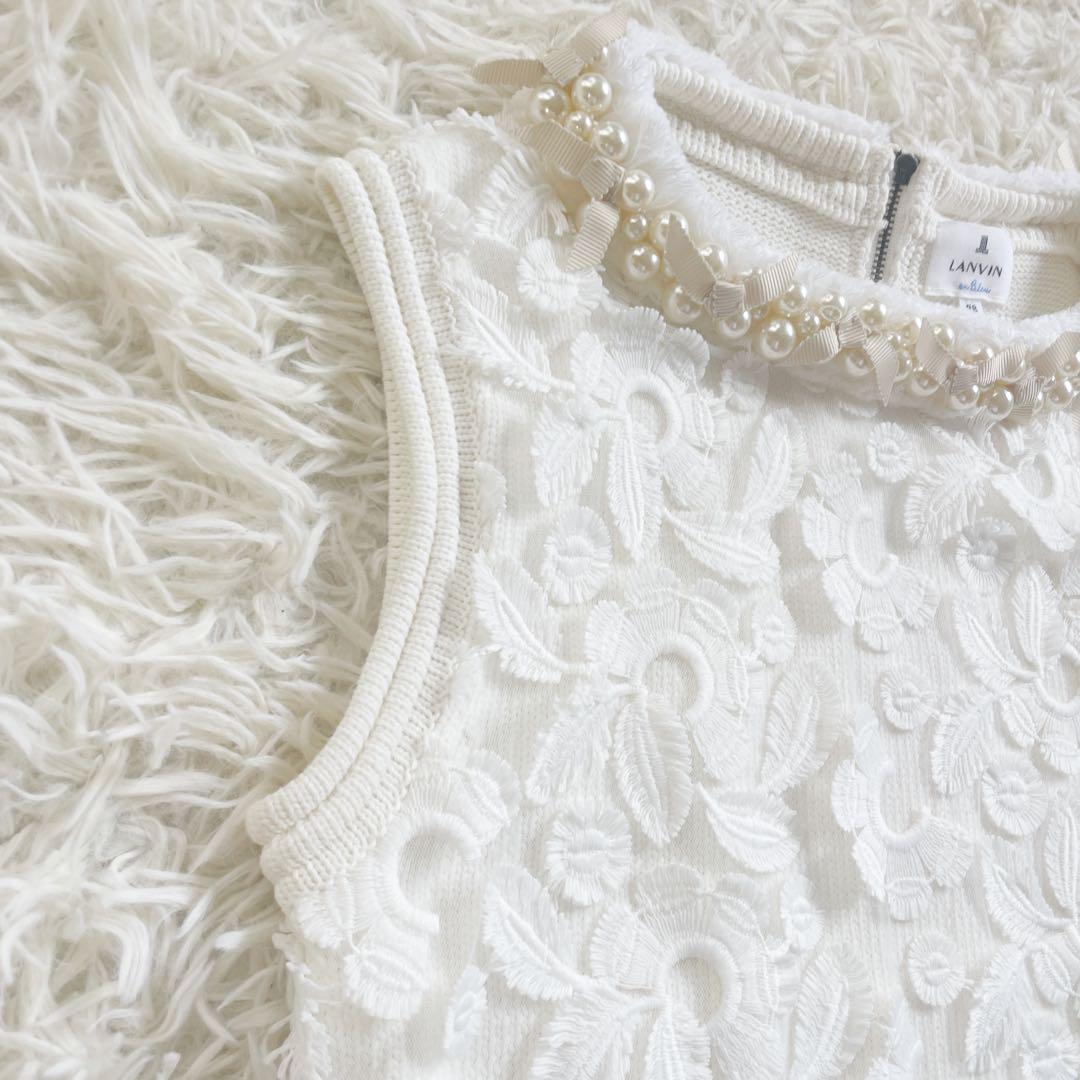 ランバンオンブルー　花柄刺繍　パール　ノースリーブ　コットンニット　M 白