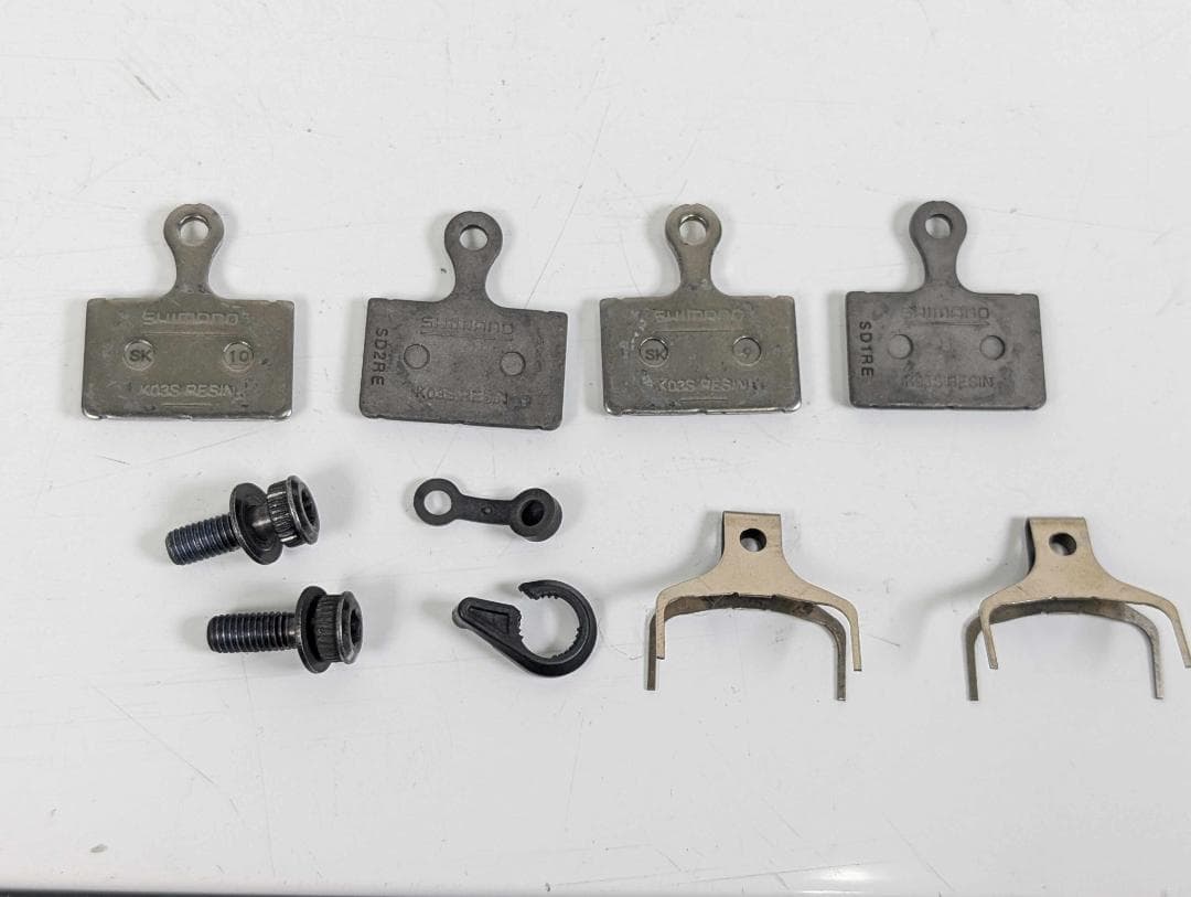 Shimano BR R7070 105 油圧 C4BIT SHIMANO ( シマノ ) ディスクブレーキ本体 BR-R7070 R  105 R7000