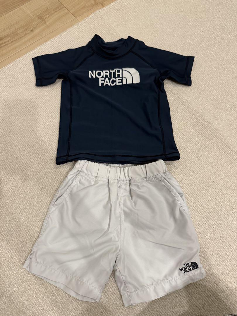 THE NORTH FACE ラッシュガードとショーツセット