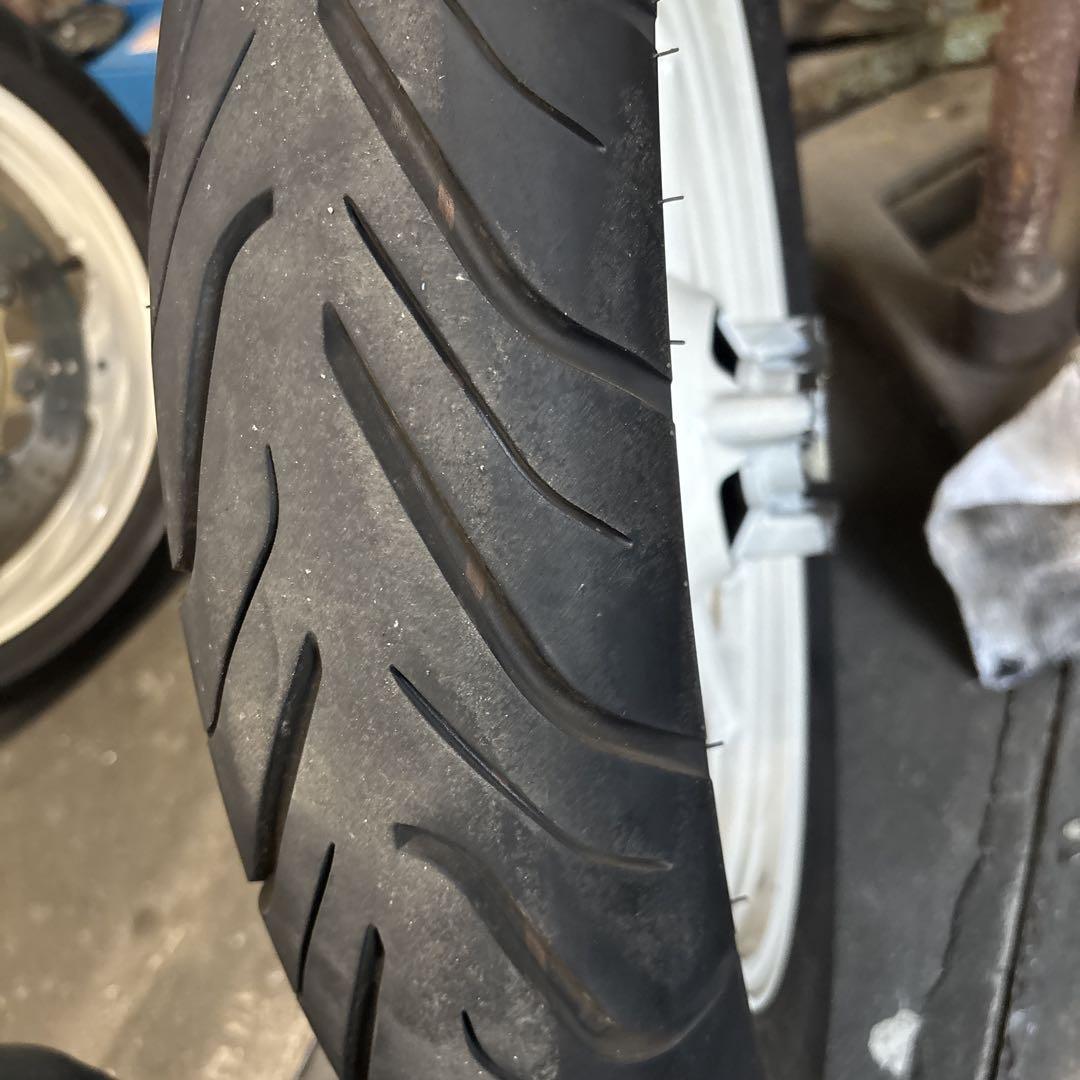 FZR250 2KR リアホイール IRC