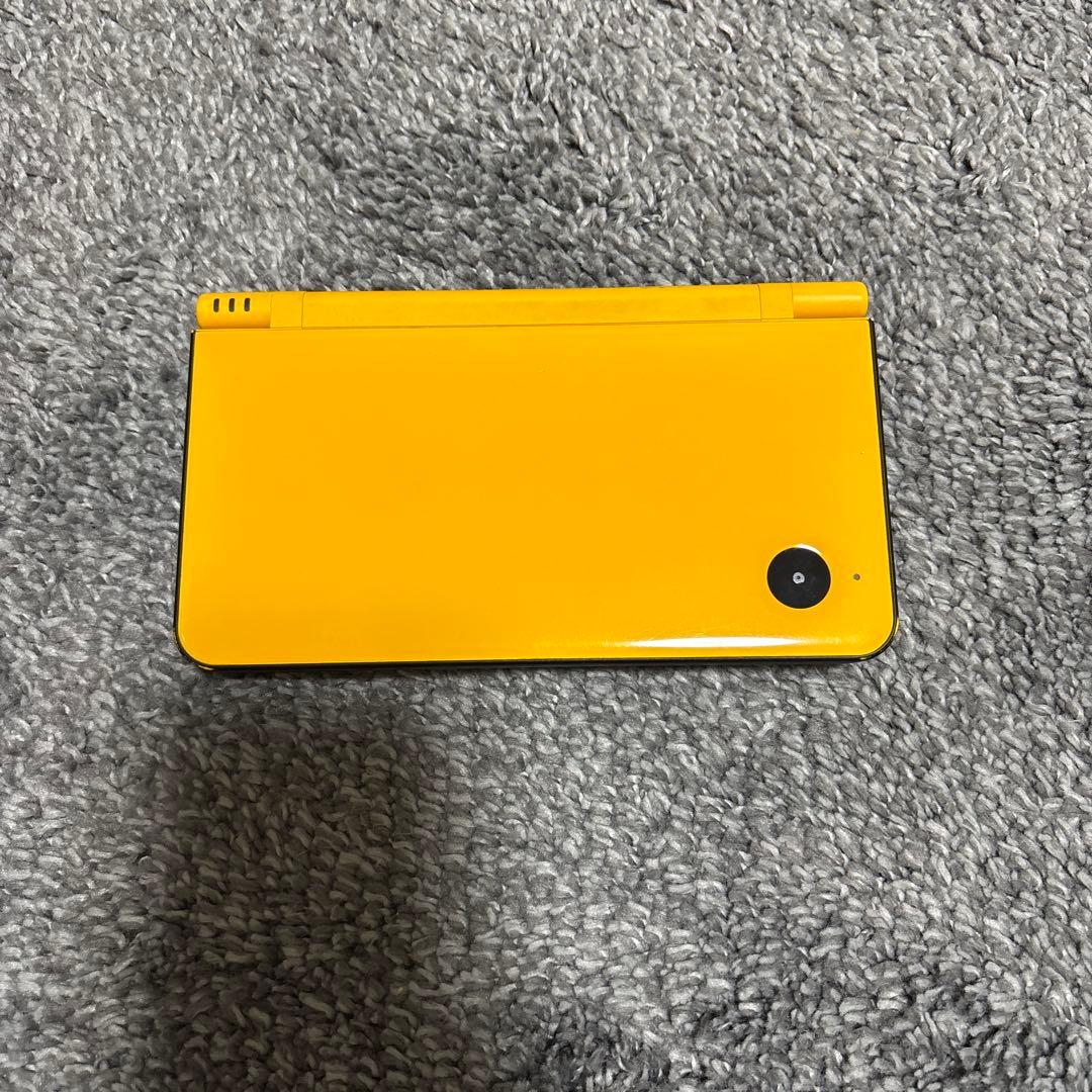 DS LL イエロー タッチペンあり目立った傷や汚れなし