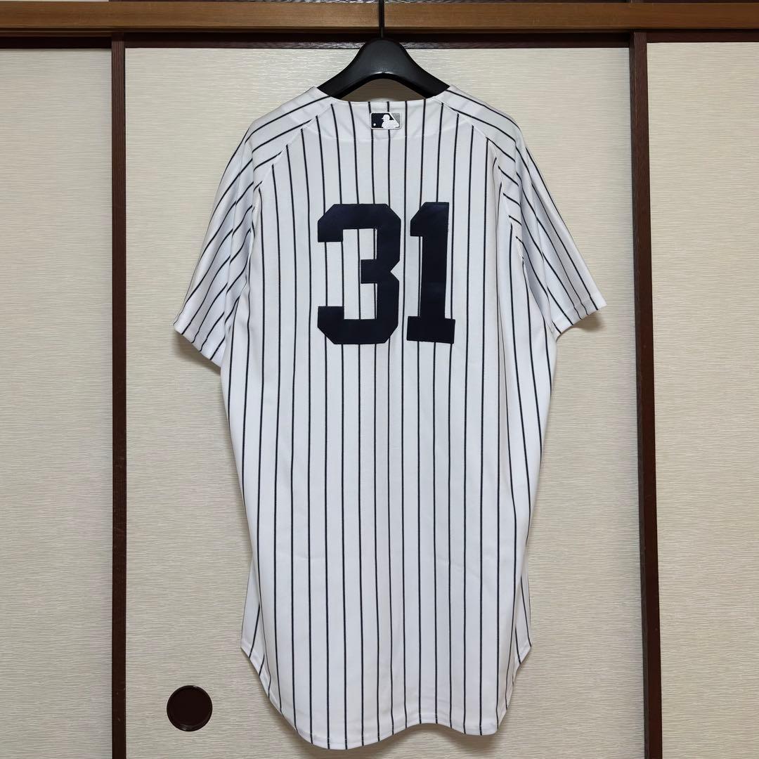 ヤンキース イチロー ユニフォーム & 実使用サイン入り バッティンググローブ ヤンキース イチロー ユニフォーム & 実使用サイン入り バッティンググローブ