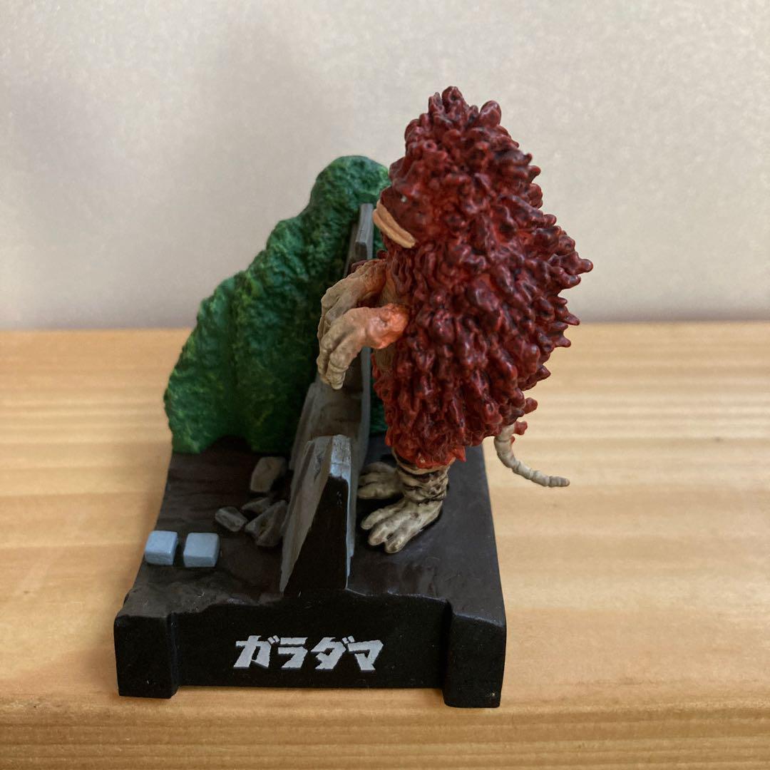 ウルトラ怪獣名鑑　9種　フィギュア
