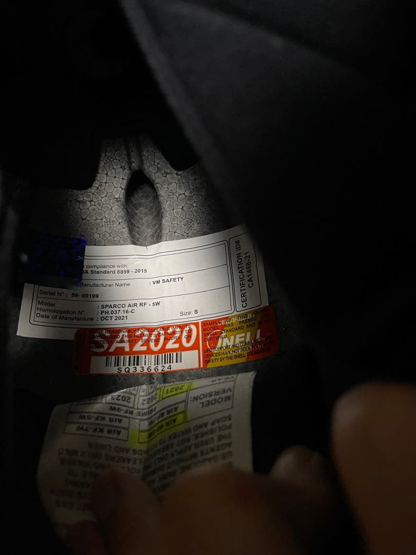 RF-5W ヘルメット