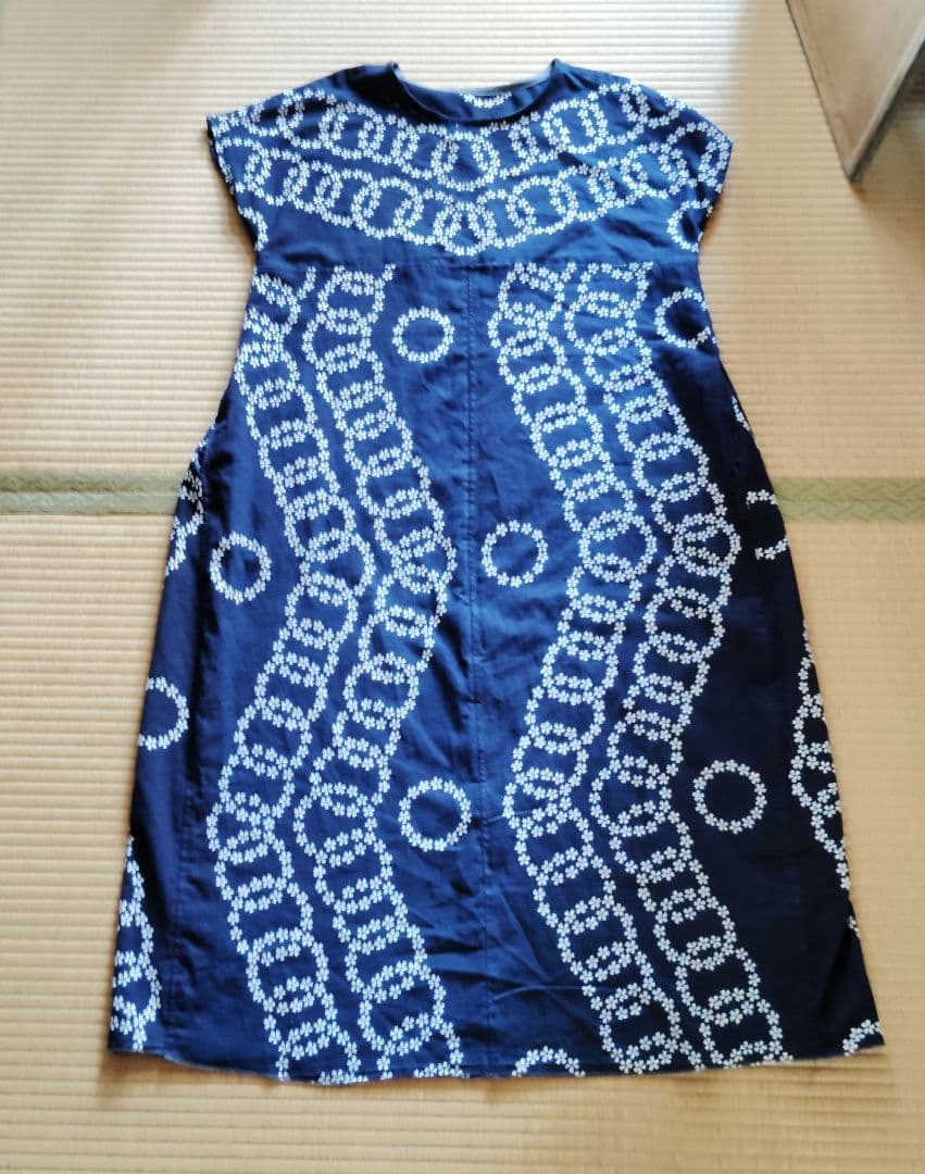 浴衣リメイクワンピース　すらりAライン　人気のマキシ丈　桜の輪つなぎ