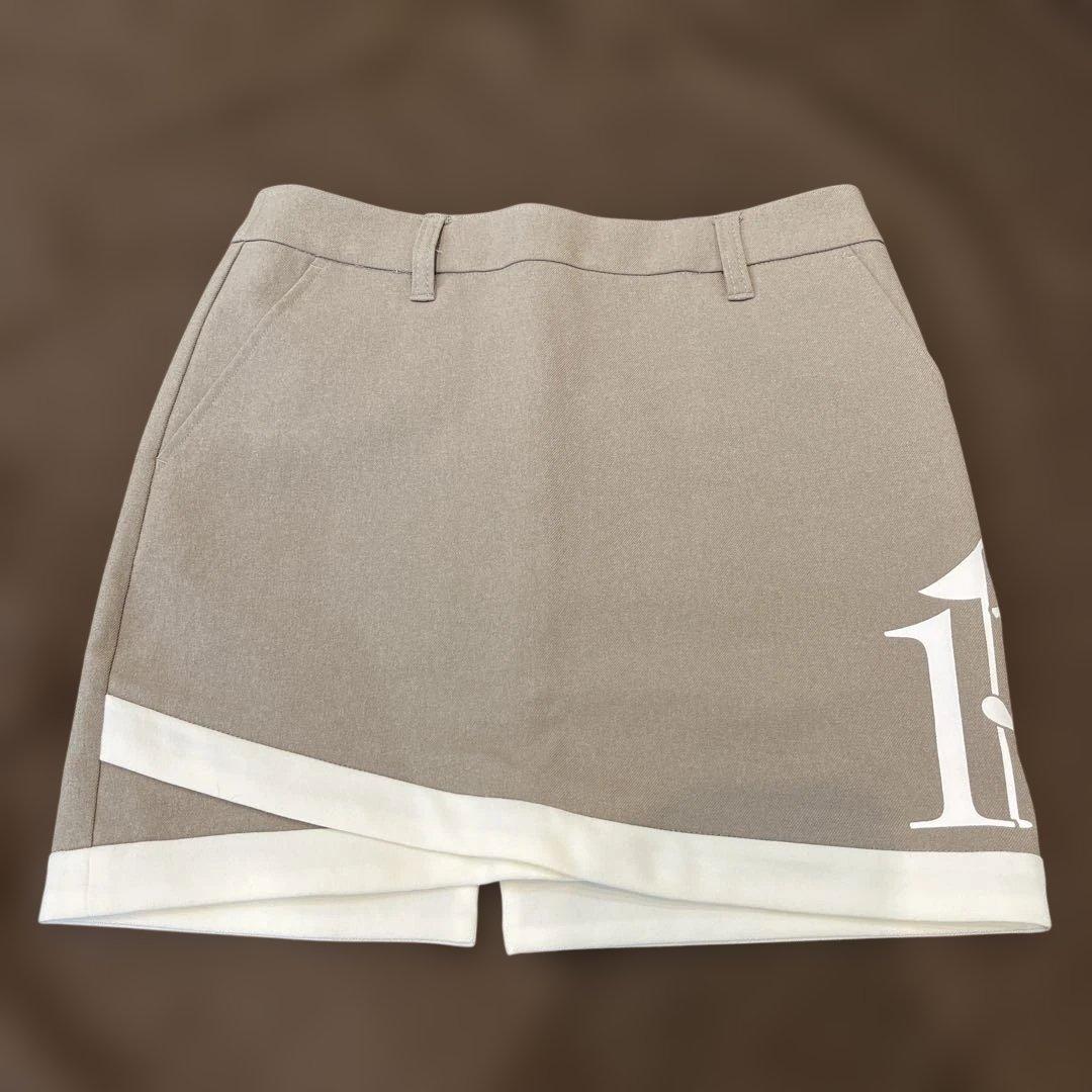 1PIU1UGUALE3 ウノピゥ スカート サイズII BGM・1piu1uguale3