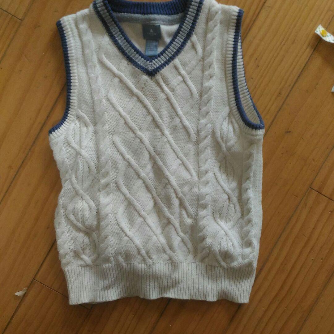 メルカリ Gapニットベスト男の子女の子入園発表会 トップス その他 555 中古や未使用のフリマ メルカリ Gapニットベスト男の子女の子入園発表会 トップス その他 555 中古や未使用のフリマ
