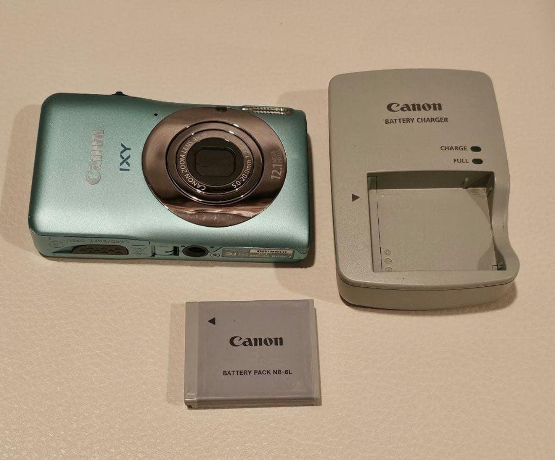 Canon IXY 200Fデジタルカメラ 水色