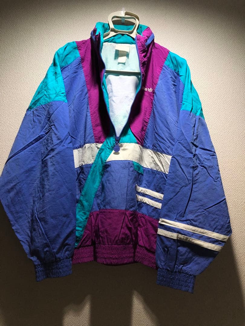 adidas ナイロンジャケット 紫/青/緑 adidas ナイロンジャケット 紫/青/緑