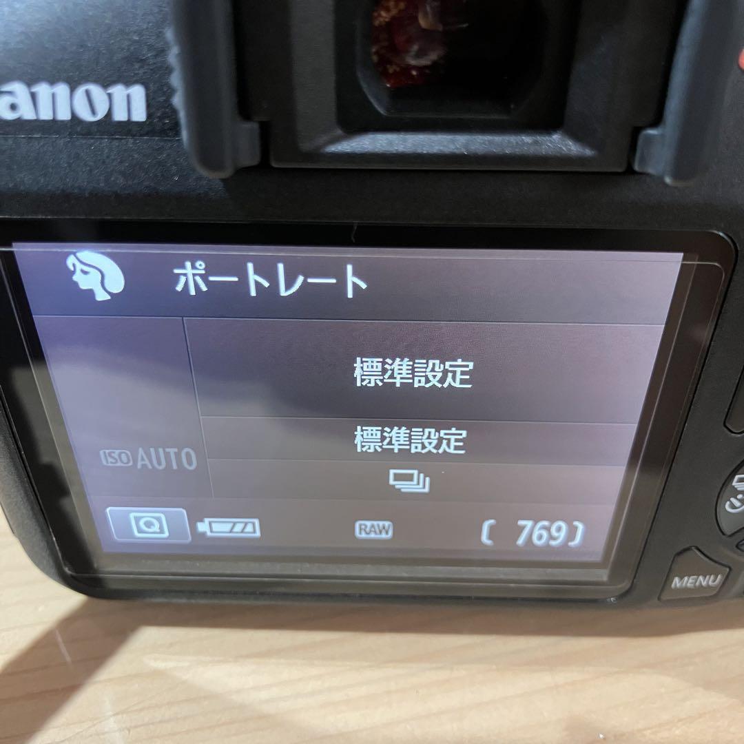 【美品】Canon EOS Kiss X90 デジタル一眼レフカメラ