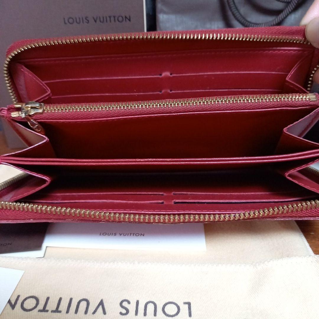 Louis Vuitton エナメルレザー 長財布 レッド