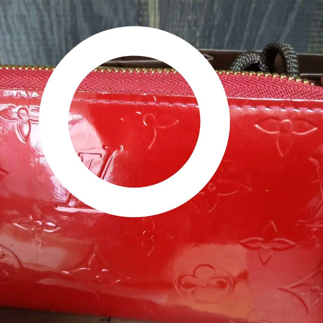 Louis Vuitton エナメルレザー 長財布 レッド