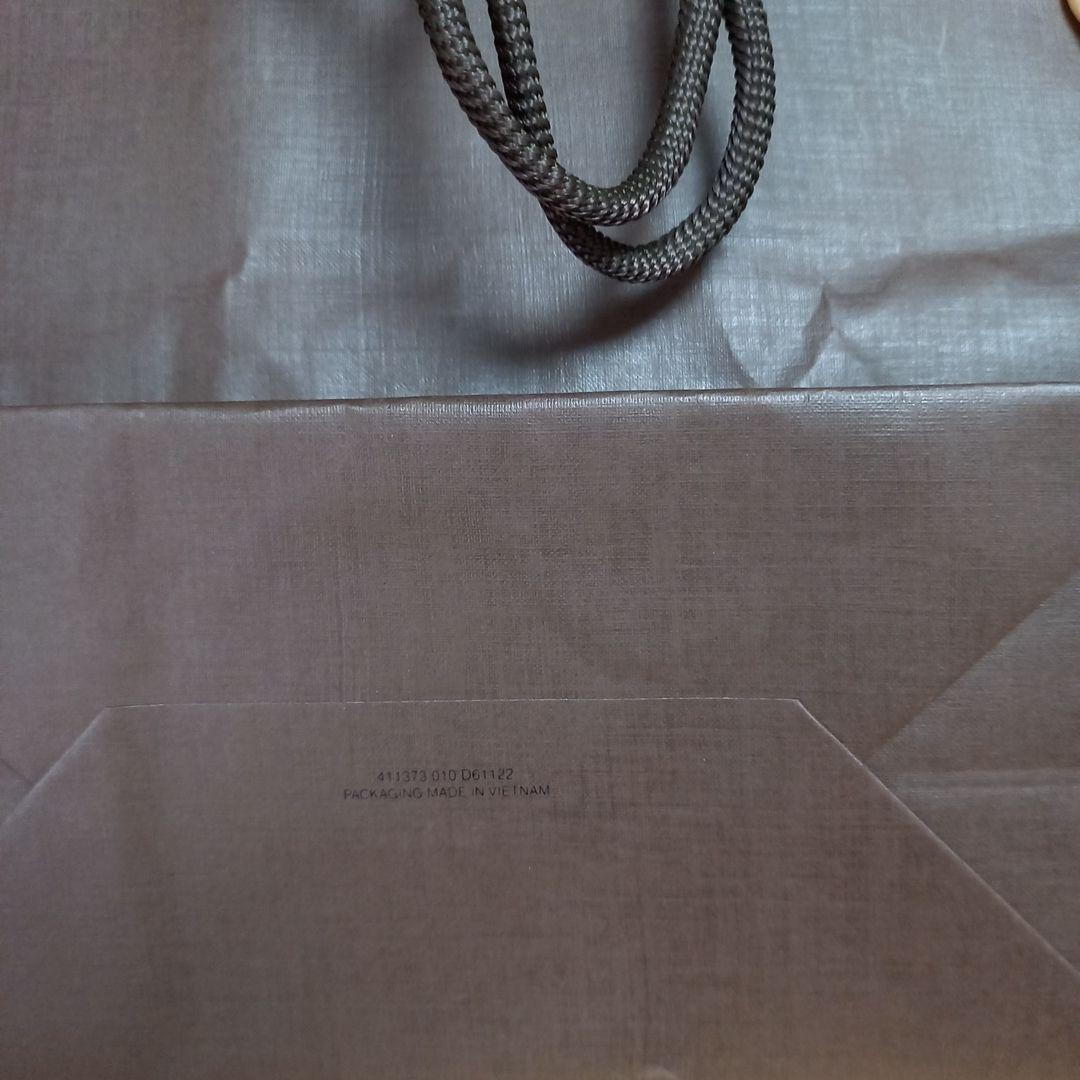 Louis Vuitton エナメルレザー 長財布 レッド
