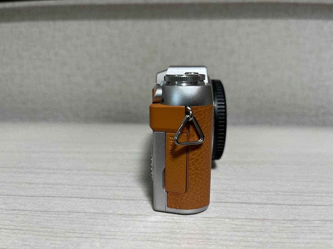 Panasonic デジタル一眼 LUMIX DMC-GF7 ブラウン ボディ