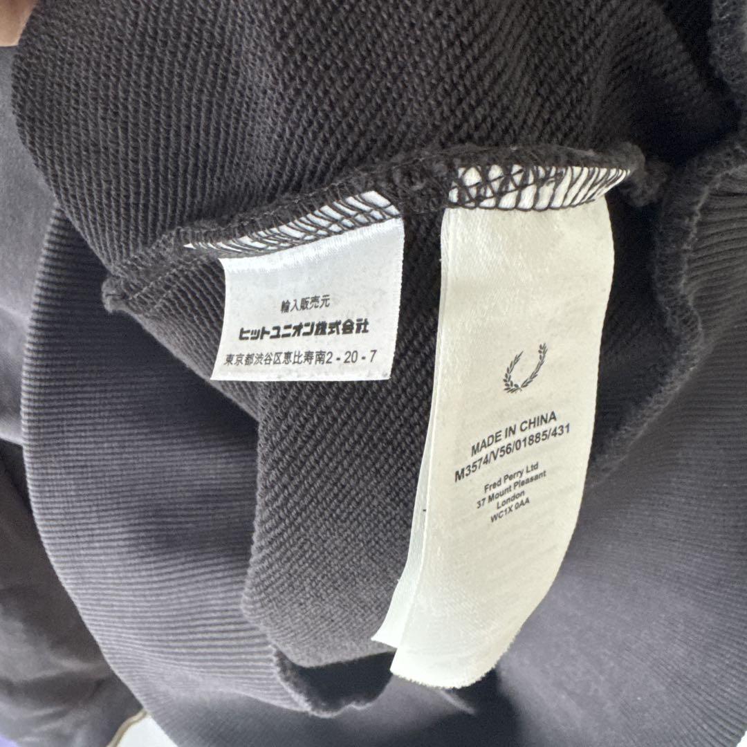 FRED PERRY ダークグレー ジップアップポロシャツ
