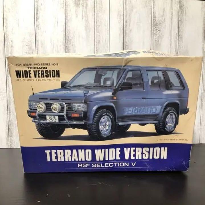 テラノ 日産 アーバン 4WD 1/24 アオシマ タミヤ ハセガワ - メルカリ テラノ 日産 アーバン 4WD 1/24 アオシマ タミヤ ハセガワ - メルカリ