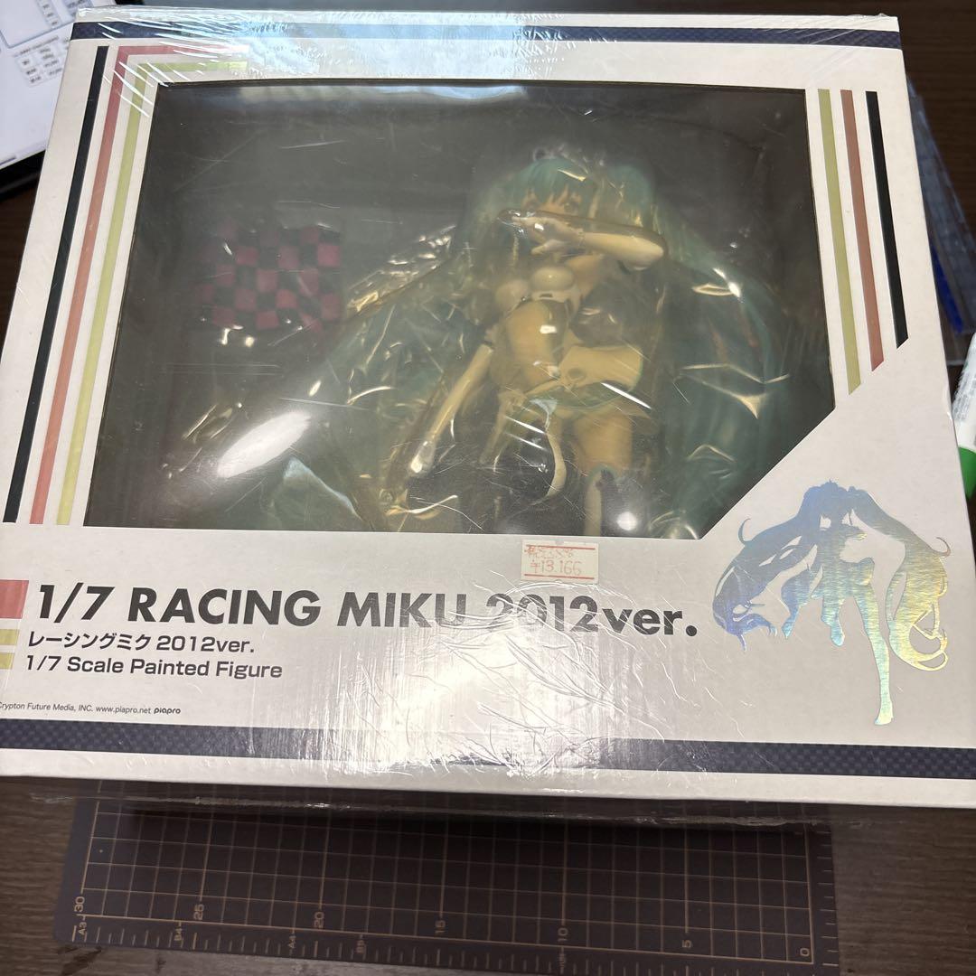 【新品未開封】1/7 RACING MIKU 2012 ver. 初音ミク
