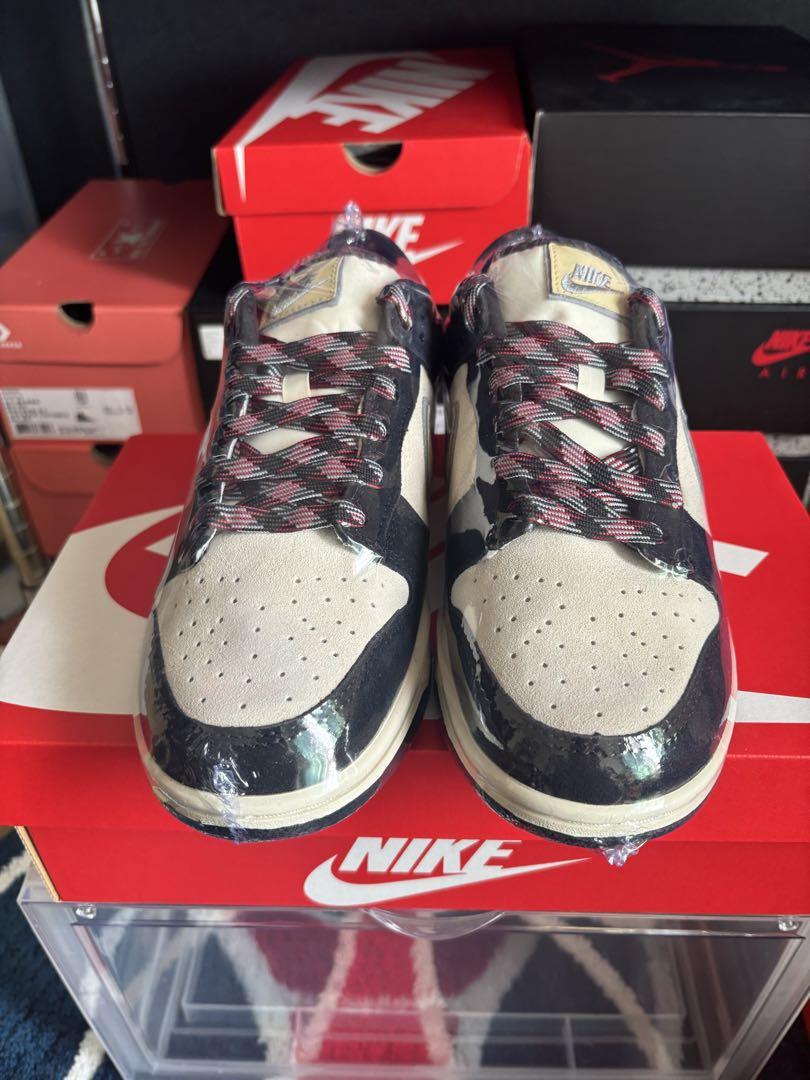 新品、未使用品　NIKE DUNK LX  ウィメンズ27㌢