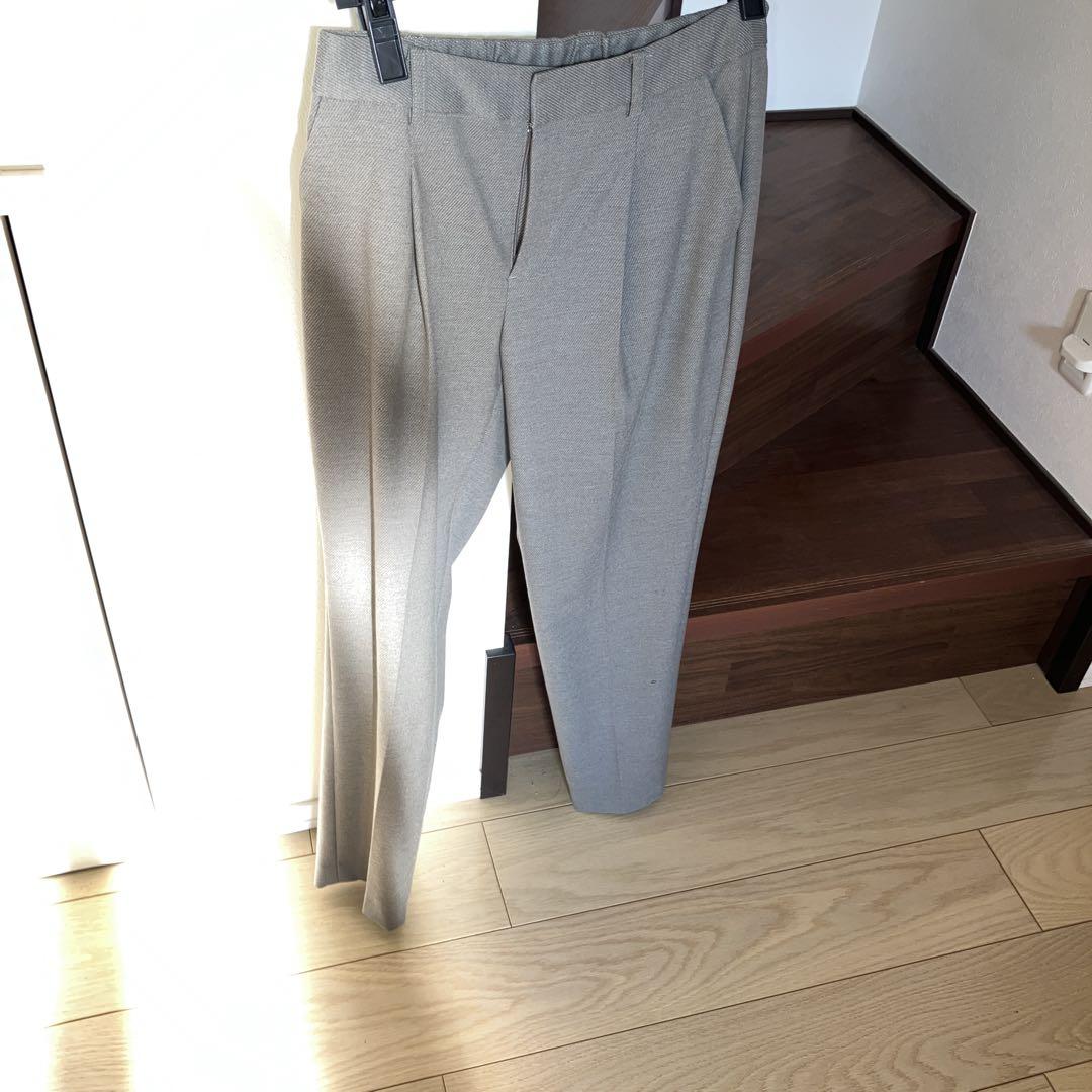 GREEN LABEL RELAXING セットアップ　グレーユニクロ白Tつき