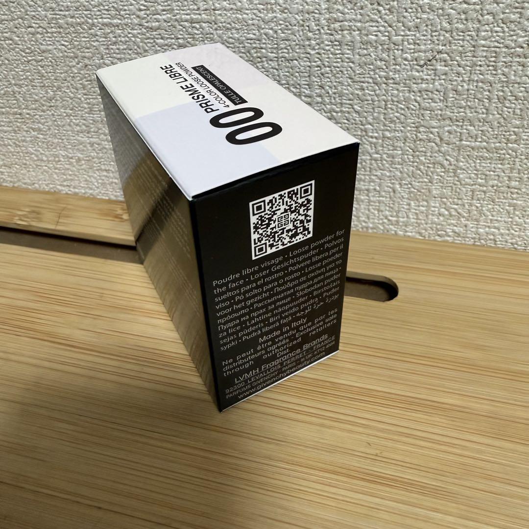 【新品未使用】ジバンシイ プリズム・リーブル　No.00 オパルセント・チュール