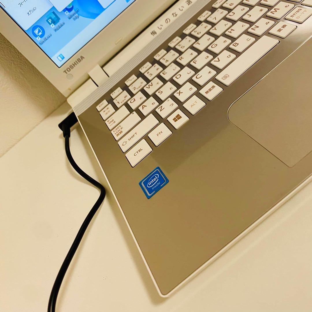 Y586 TOSHIBAノートパソコンSSD高速Win11オフィス2024付き