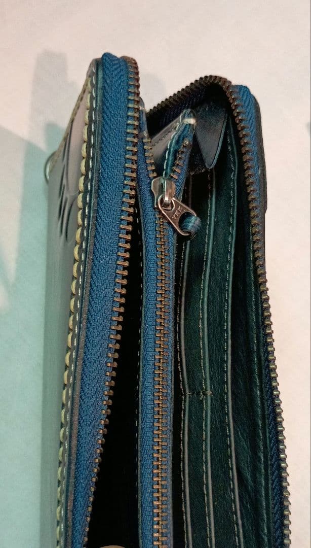 << 新品未使用品 >> パンディエスタ ラウンドジップ ウォレット ネイビー << 新品未使用品 >> パンディエスタ ラウンドジップ ウォレット ネイビー