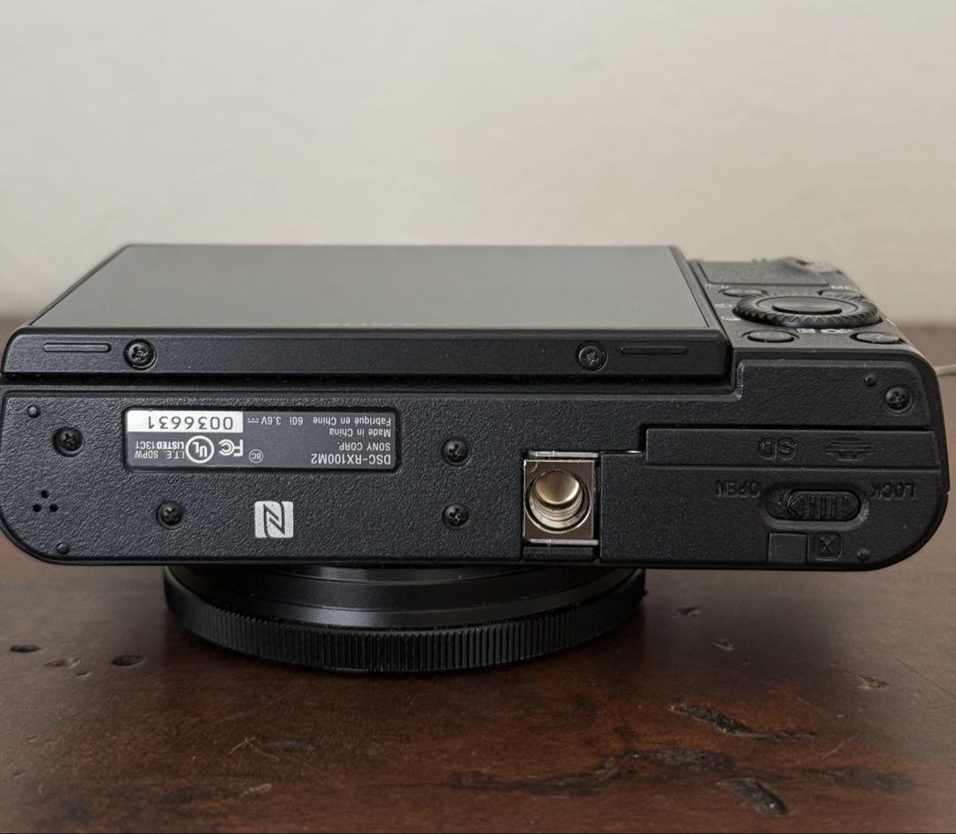 デジタルカメラ SONY Cyber-shot DSC-RX100M2