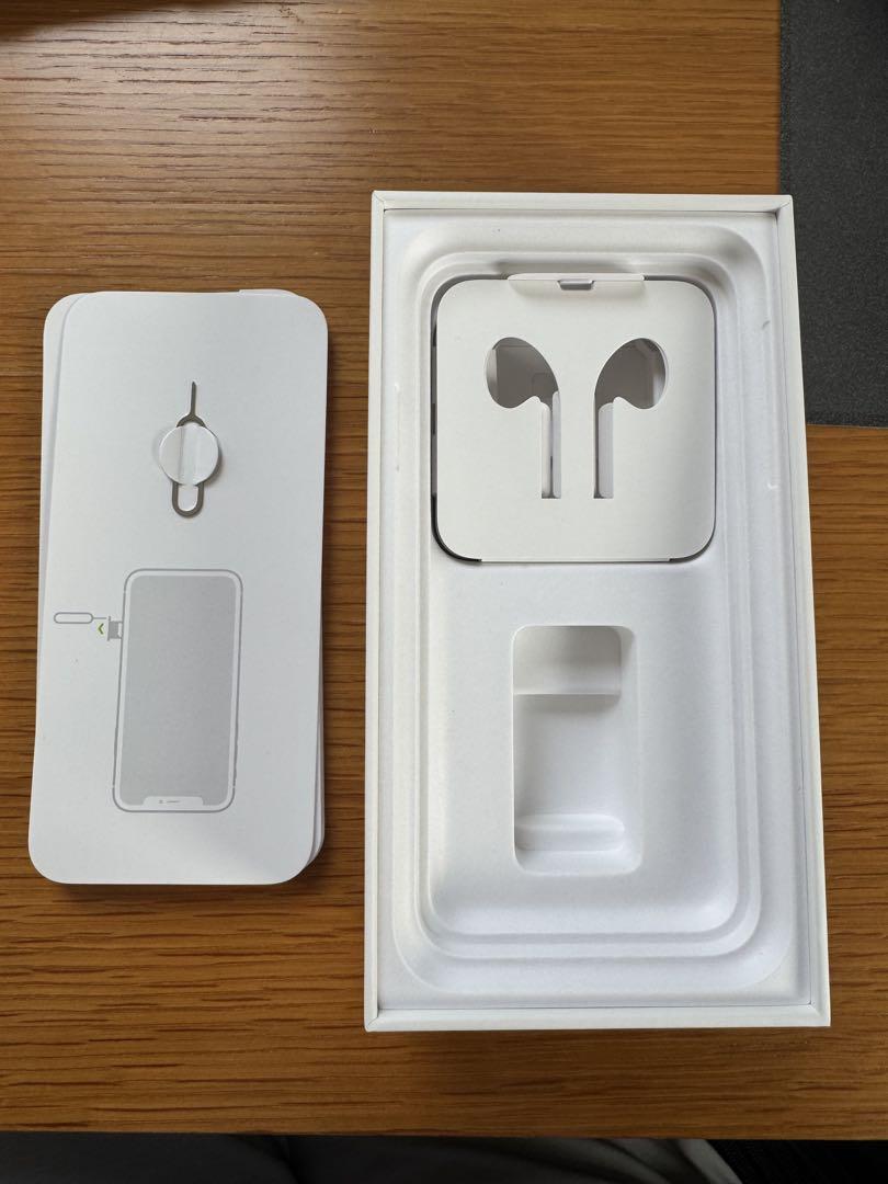 携帯電話本体 iPhone11 128GB