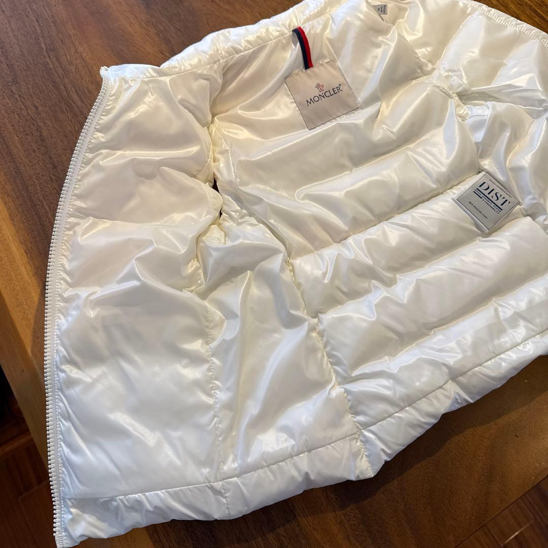 Moncler ダウンベスト 140cm ホワイト Moncler ダウンベスト 140cm ホワイト