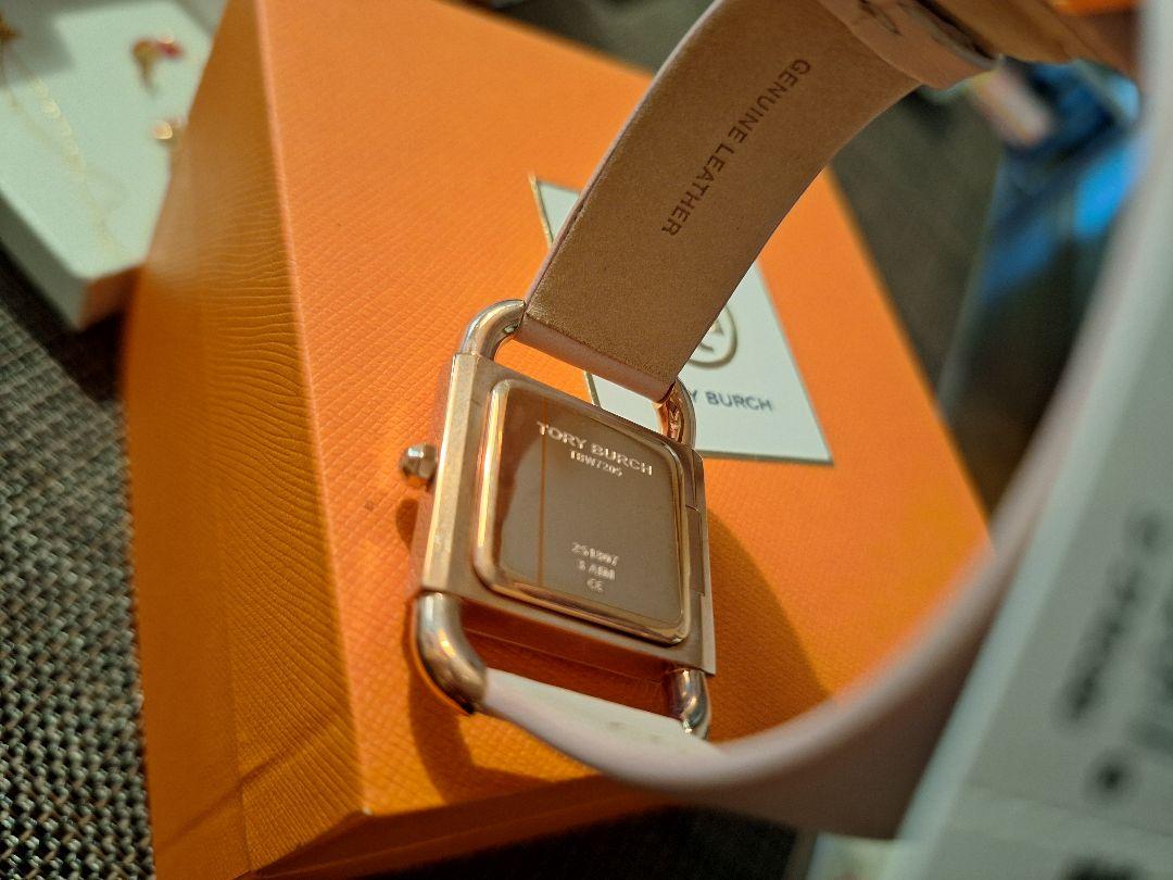 新品 未使用Tory Burch トリーバーチ レディース tbw7205 時計