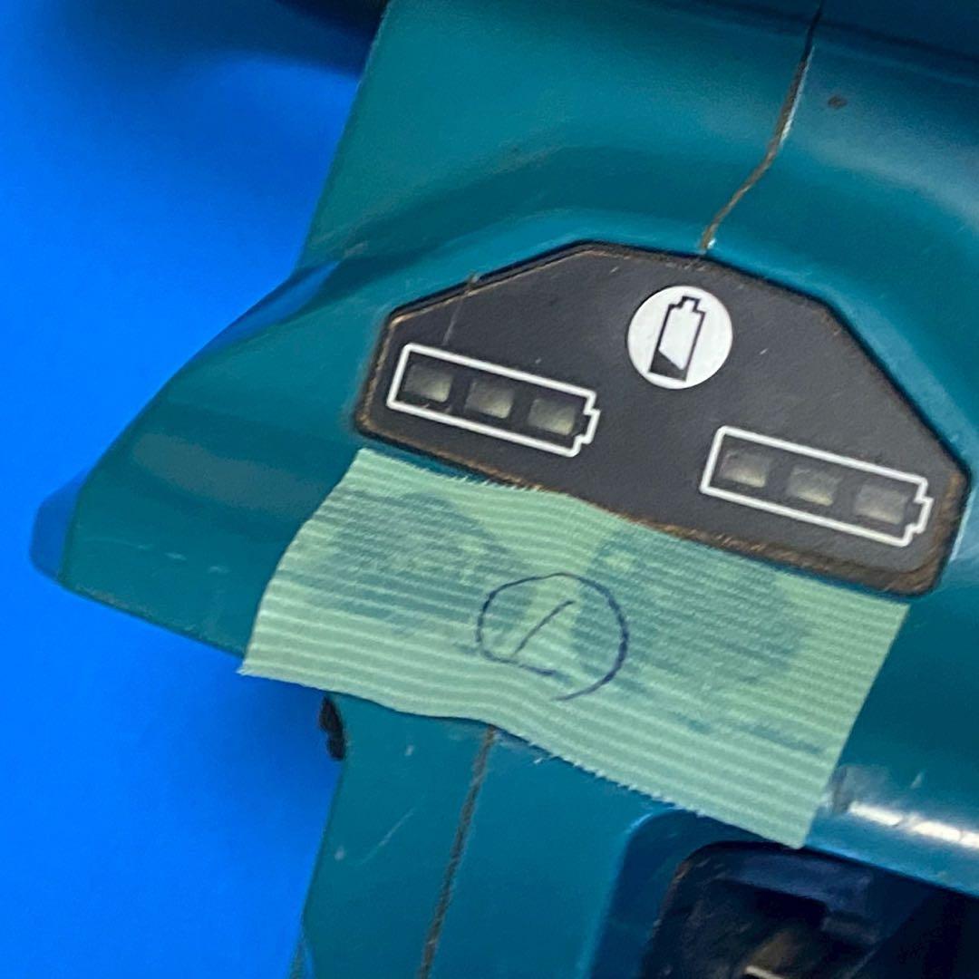 MAKITA マキタ 充電式チェンソー コードレス式 MUC353D目立った傷や汚れなし HRDEVELOPMENT_JP