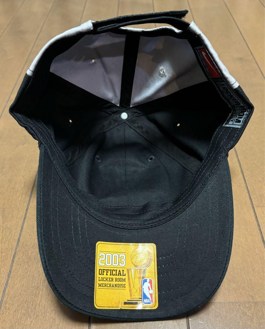 スパーズ 1999&2003 NBAチャンピオン ロッカールームCAP2点セット