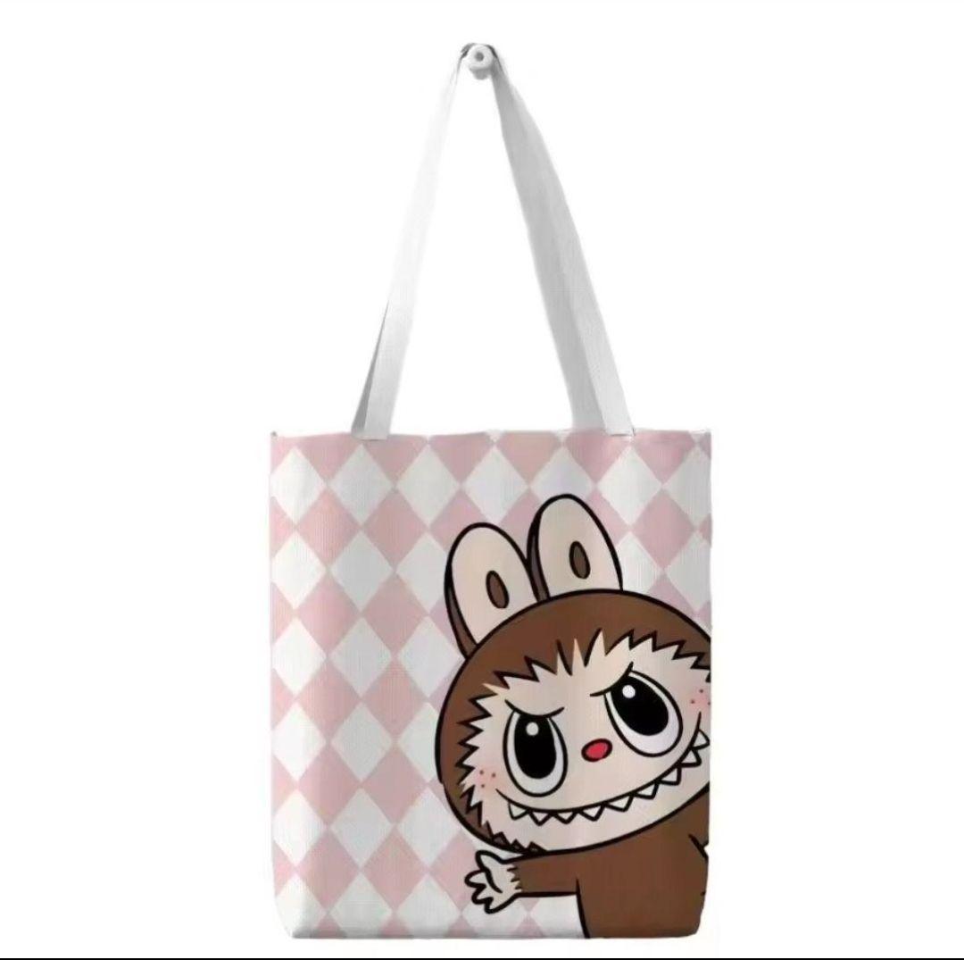 labubu ラブブ　ベージュ　ぬいぐるみ　トートバッグ　新作 labubu ラブブ ベージュ ぬいぐるみ トートバッグ 新作 - メルカリ