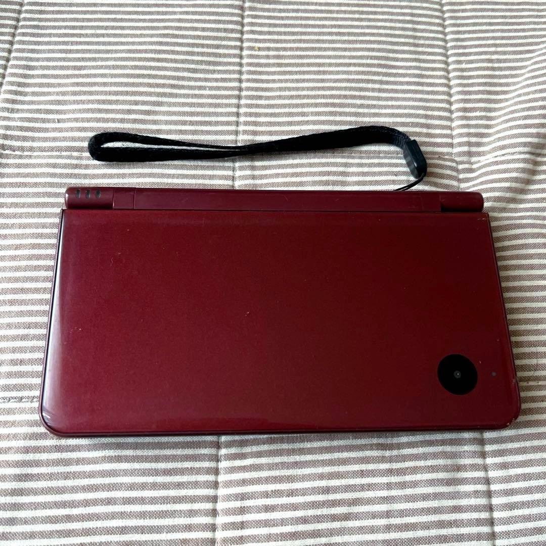 DSi