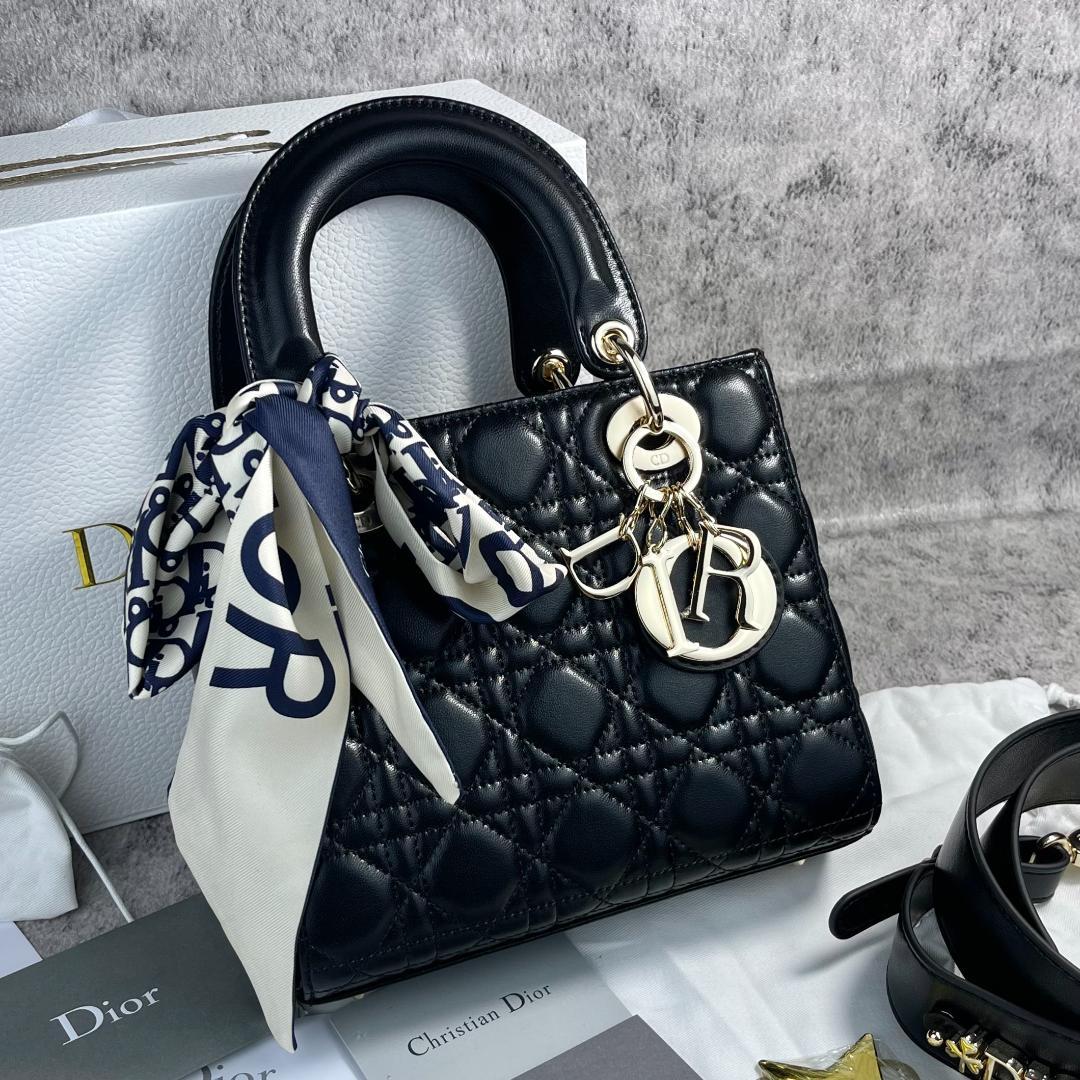 【箱付き】クリスチャンディオール Lady Dior スモールバッグ ブラック